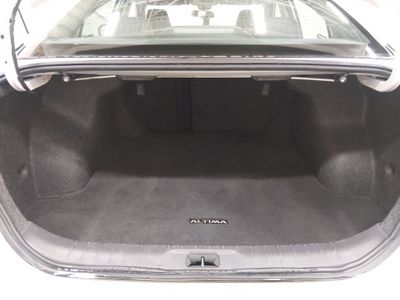 2023 Nissan Altima — photo 11 view
