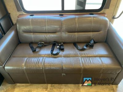 2016 Forest River RV Forester - Photo 21