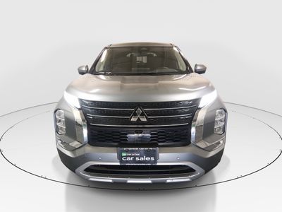 2024 Mitsubishi Outlander - Photo 2