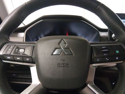 2024 Mitsubishi Outlander - Photo 12