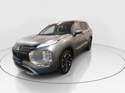 2024 Mitsubishi Outlander - Photo 3