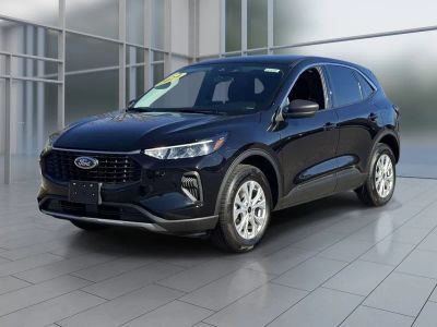 2024 Ford Escape Active in Black Metallic — front three-quarter view