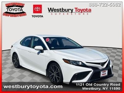 2023 Toyota Camry - Photo 1
