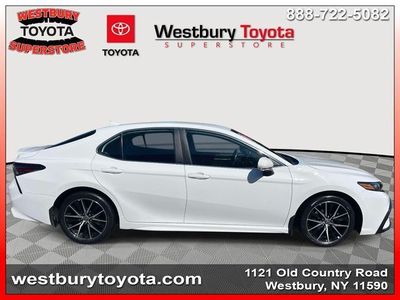 2023 Toyota Camry - Photo 6