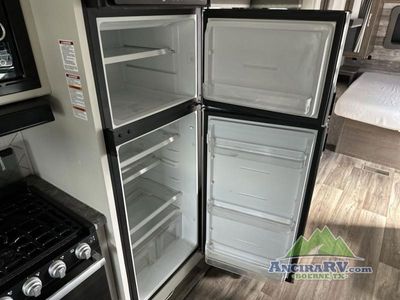 2021 Keystone RV Cougar Half-Ton - Photo 11