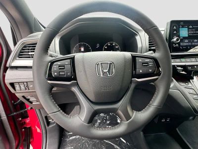 2026 Honda Odyssey — photo 8 view