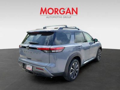 2026 Nissan Pathfinder — side profile view