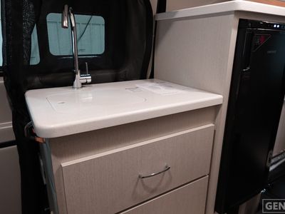 2026 Thor Motor Coach Sanctuary - Photo 7