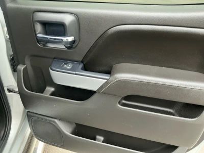 2017 Chevrolet Silverado 1500 — photo 19 view