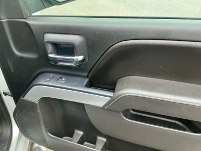 2017 Chevrolet Silverado 1500 — photo 21 view