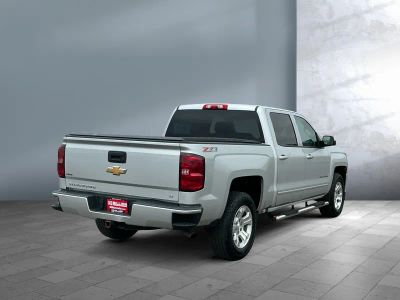 2017 Chevrolet Silverado 1500 — engine compartment view