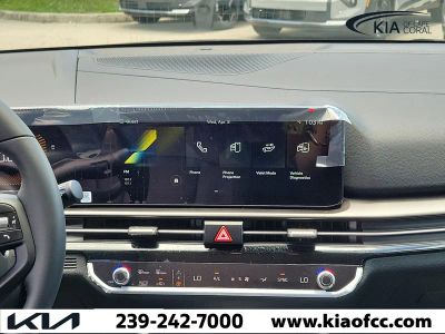 2026 Kia Sportage — photo 18 view