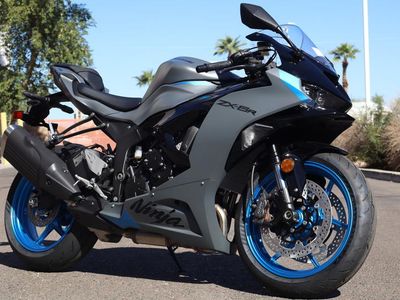 2026 Kawasaki Ninja ZX-6R ABS - Photo 2