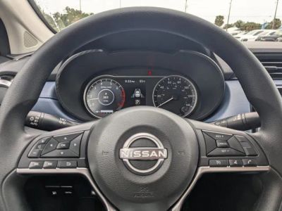 2025 Nissan Versa — photo 27 view