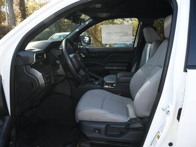 2026 Toyota Tacoma - Photo 3