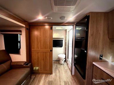 2023 Grand Design Imagine XLS — photo 16 view
