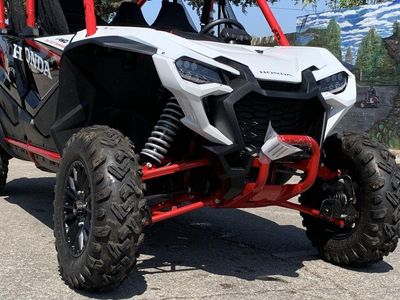 2025 Honda Talon 1000R-4 FOX Live Valve — photo 9 view