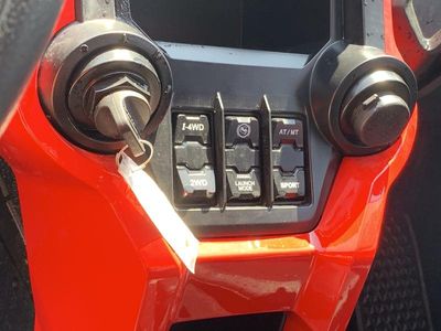 2025 Honda Talon 1000R-4 FOX Live Valve — photo 14 view