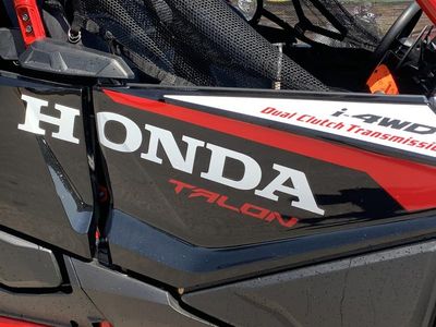 2025 Honda Talon 1000R-4 FOX Live Valve — photo 10 view