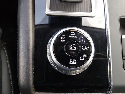 2024 Mitsubishi Outlander - Photo 20