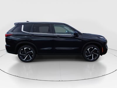 2024 Mitsubishi Outlander - Photo 8