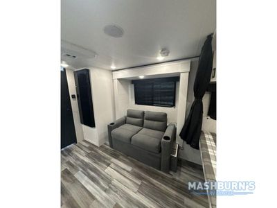 2025 Jayco Jay Flight SLX - Photo 9