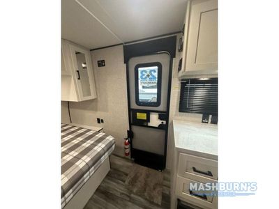 2025 Jayco Jay Flight SLX - Photo 15