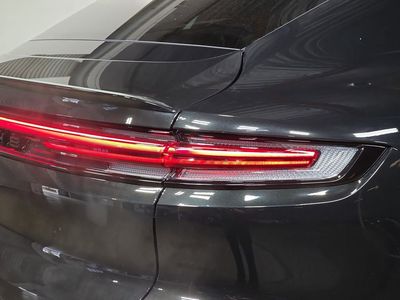 2026 Porsche Cayenne Coupe - Photo 30