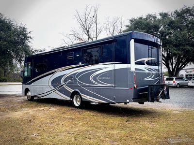 2016 Winnebago Adventurer - Photo 3
