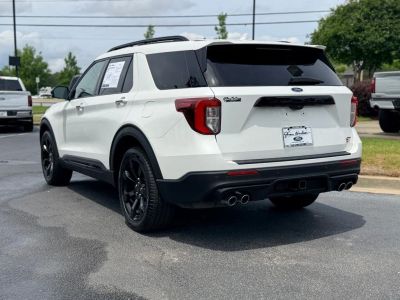2023 Ford Explorer - Photo 6