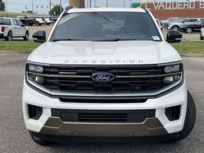 2026 Ford Expedition - Photo 8