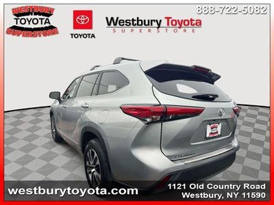 2023 Toyota Highlander - Photo 9