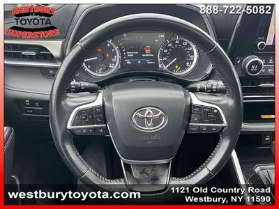 2023 Toyota Highlander - Photo 16
