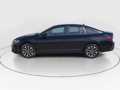2024 Volkswagen Jetta - Photo 4