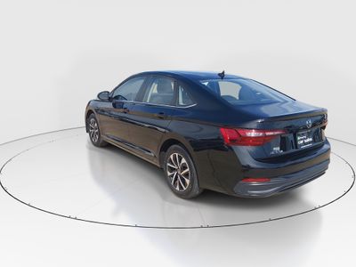 2024 Volkswagen Jetta - Photo 5