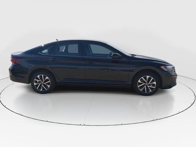 2024 Volkswagen Jetta - Photo 8