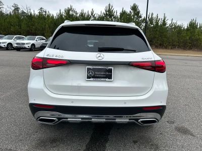 2025 Mercedes-Benz GLC - Photo 11