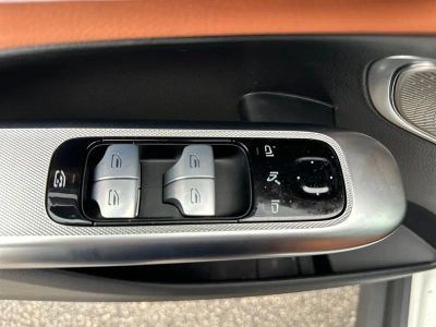 2025 Mercedes-Benz GLC - Photo 28
