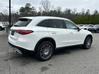 2025 Mercedes-Benz GLC - Photo 13