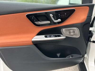 2025 Mercedes-Benz GLC - Photo 27