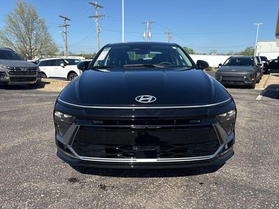 2026 Hyundai Sonata Hybrid — photo 25 view
