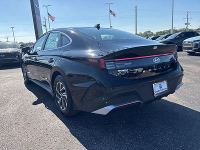 2026 Hyundai Sonata Hybrid — photo 30 view