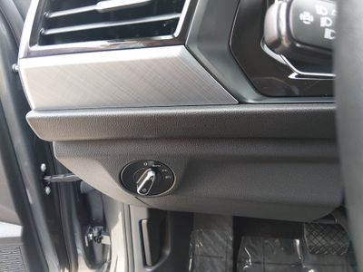 2024 Volkswagen Jetta - Photo 13