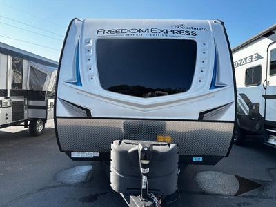2021 Coachmen RV Freedom Express Ultra Lite - Photo 3