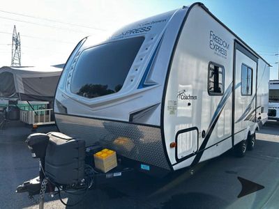 2021 Coachmen RV Freedom Express Ultra Lite - Photo 2