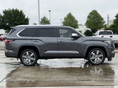 2024 Toyota Sequoia - Photo 3