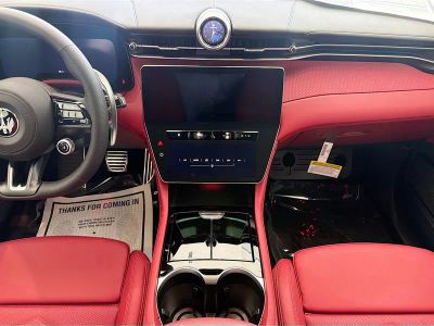 2026 Maserati Grecale — photo 18 view