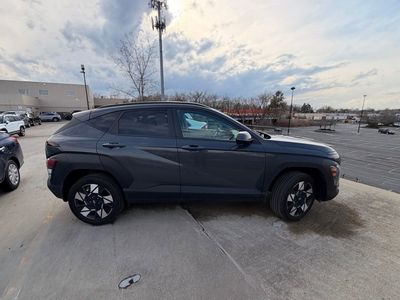 2024 Hyundai Kona SEL - Photo 3