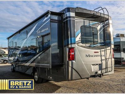 2023 Thor Motor Coach Magnitude - Photo 4
