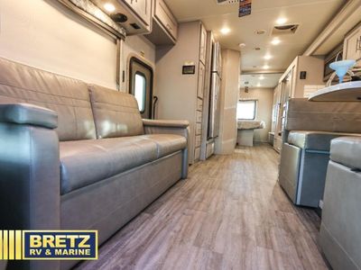 2023 Thor Motor Coach Magnitude - Photo 11